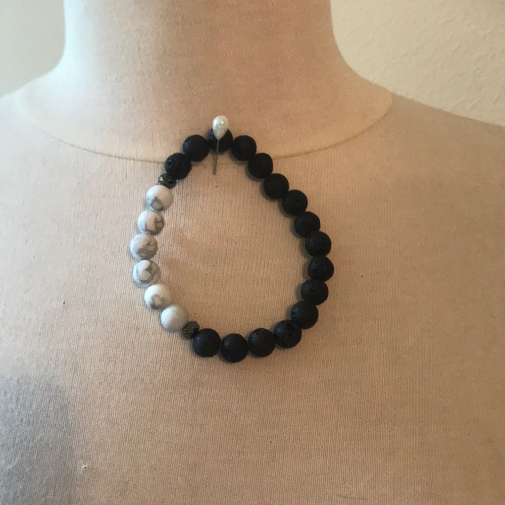 Black Lava Bead Bracelet 🖤🤍🖤
